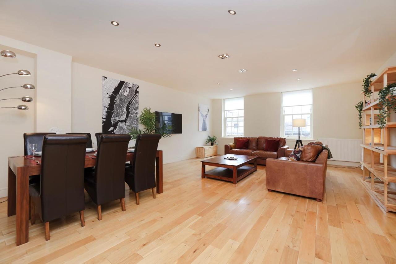 Joivy Spacious 2 Bed,2 Bath Flat, Free Parking And Rooftop Terrace EDI Buitenkant foto