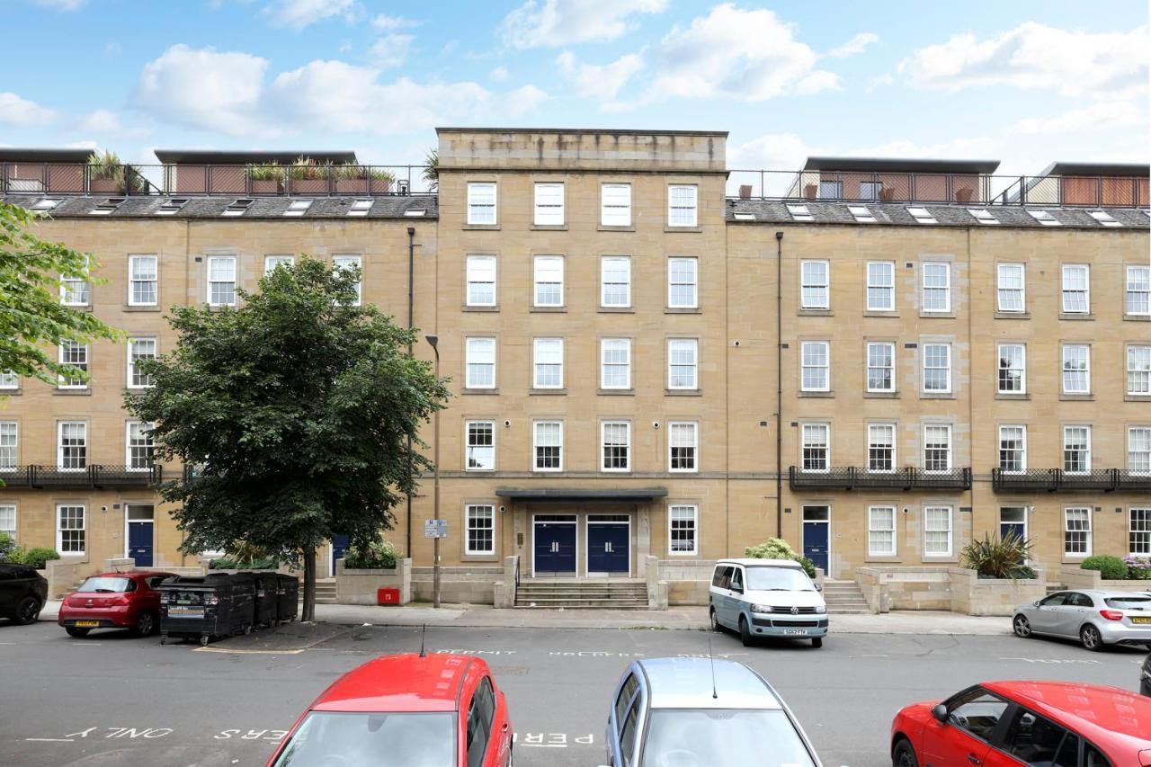 Joivy Spacious 2 Bed,2 Bath Flat, Free Parking And Rooftop Terrace EDI Buitenkant foto