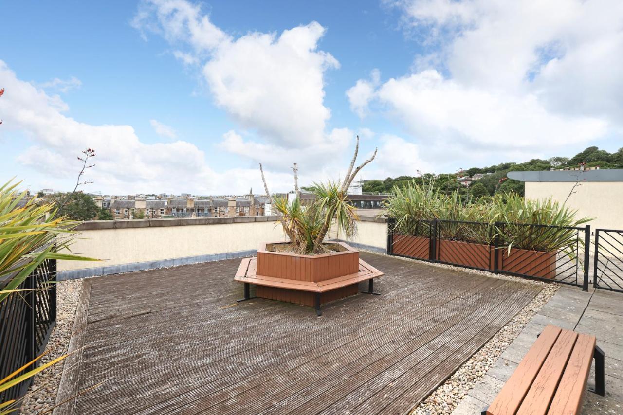 Joivy Spacious 2 Bed,2 Bath Flat, Free Parking And Rooftop Terrace EDI Buitenkant foto